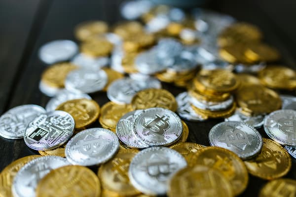 高金主办“AI落地金融之路”论坛 共探AI赋能金融产业落地新路径